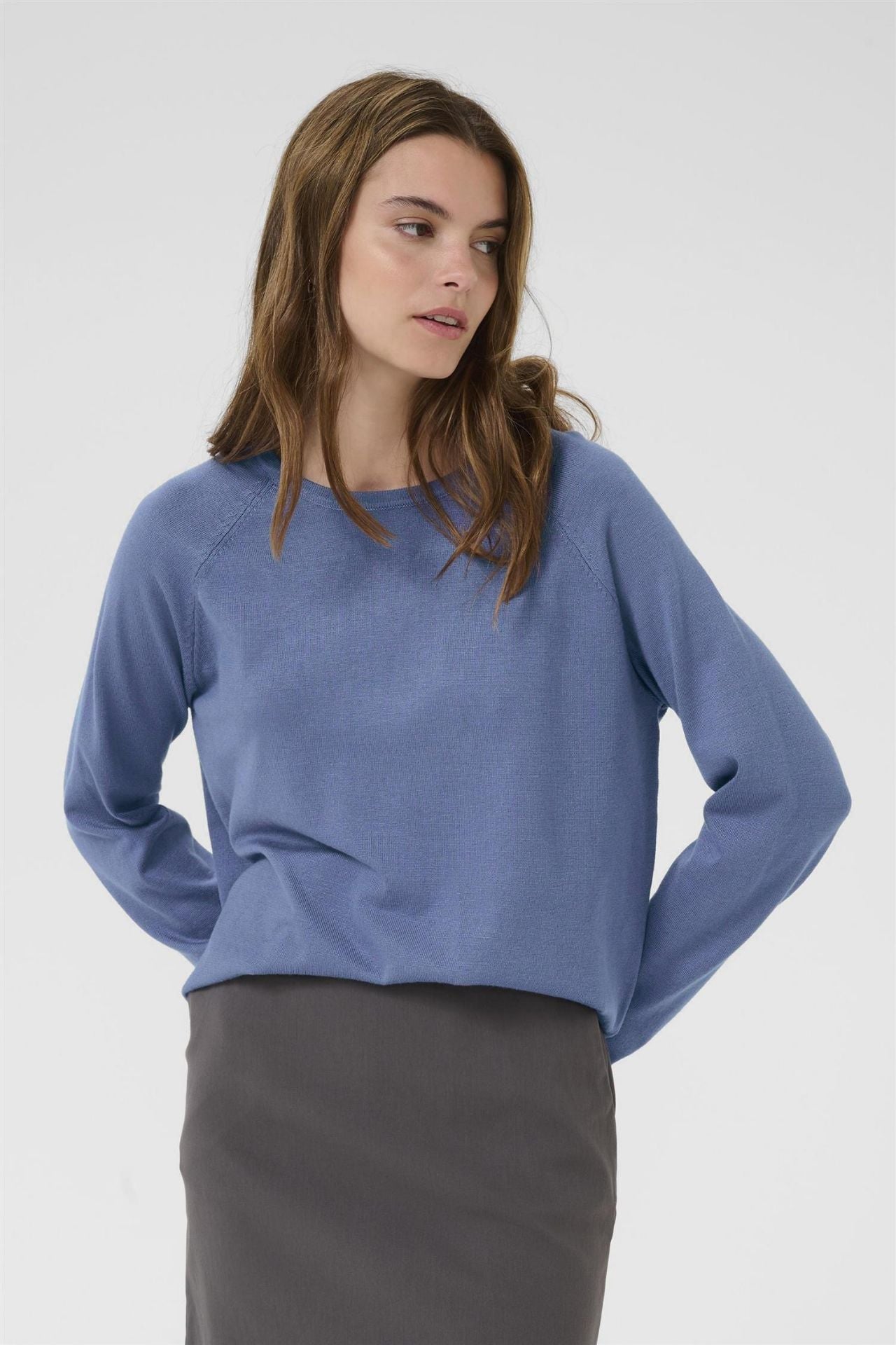 Annemarie Solid Jumper Salute