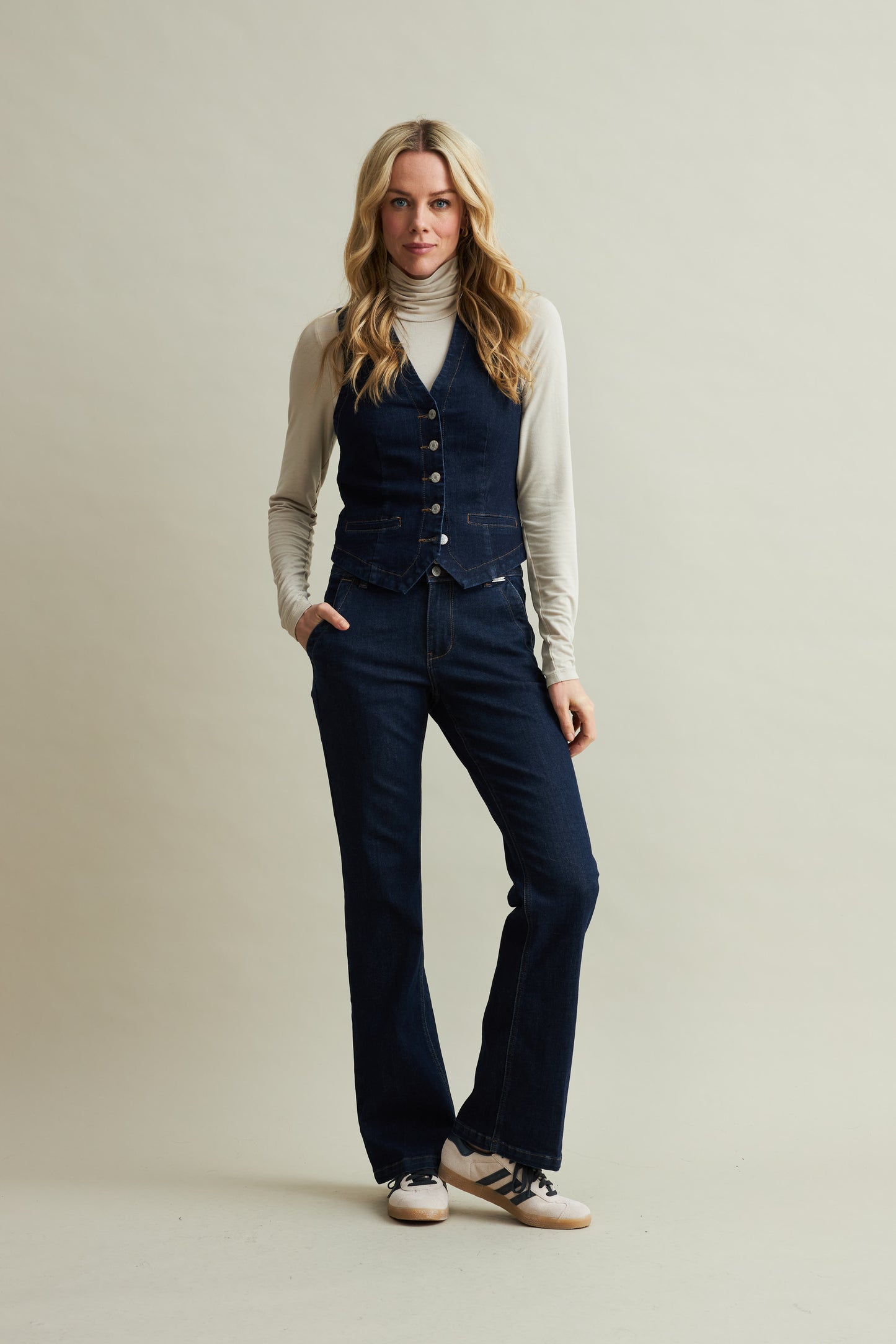 Bibette Dark Blue
