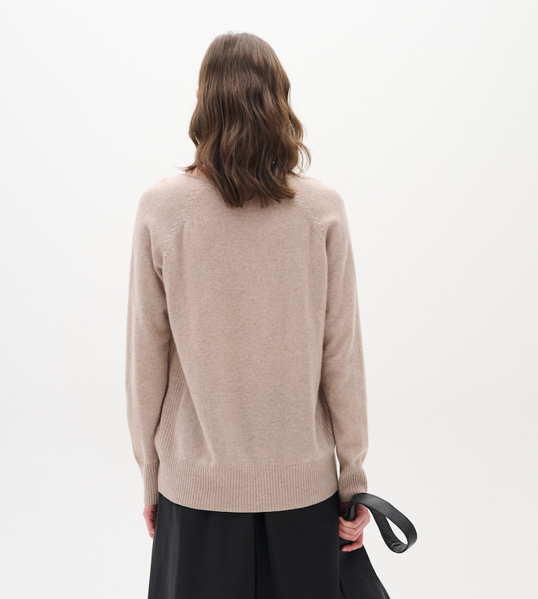 Lukka V-neck cashmere pullover