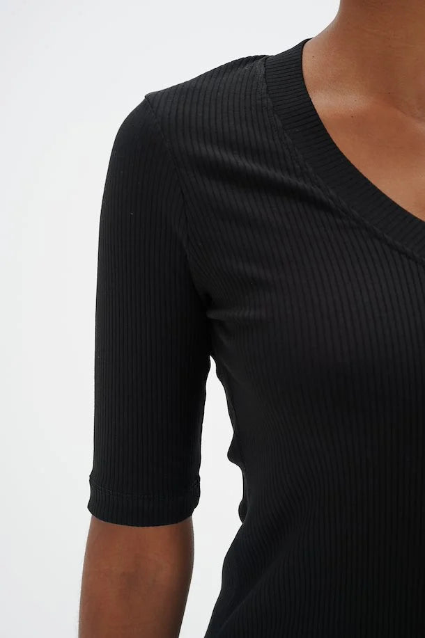 Dagna V T-shirt Sort