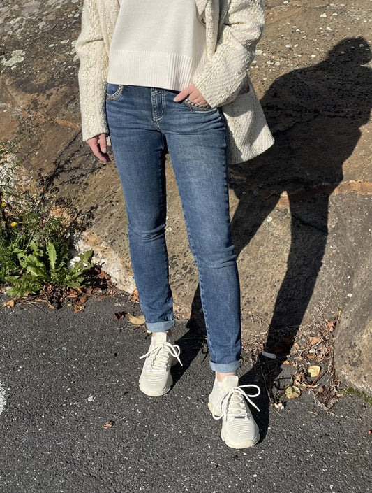 Naomi Glow Jeans